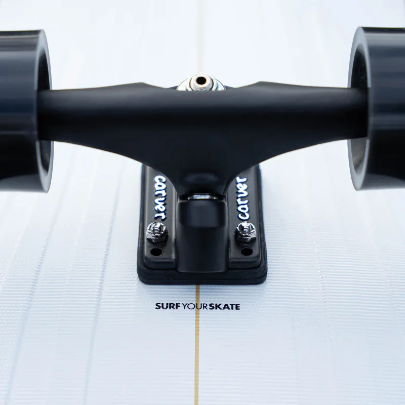 Carver - 32.5'' Black Tip CX Surfskate