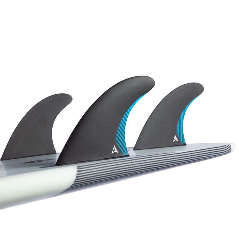 Roam Thruster Fin Set - Performance Medium Two Tab - Black